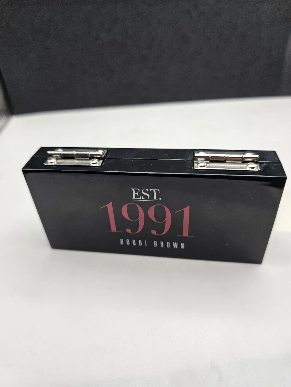 Bobbi Brown 1991 Lipstick Palette — Reds, Pinks & Coral Shades